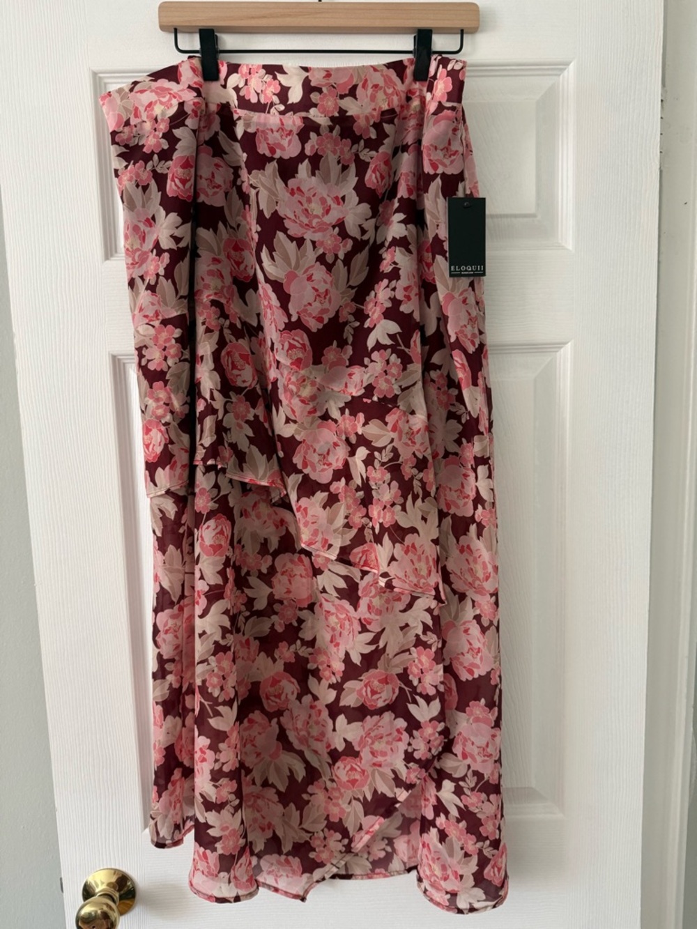 Eloquii Size 20 NWT Asymmetrical Skirt 💕